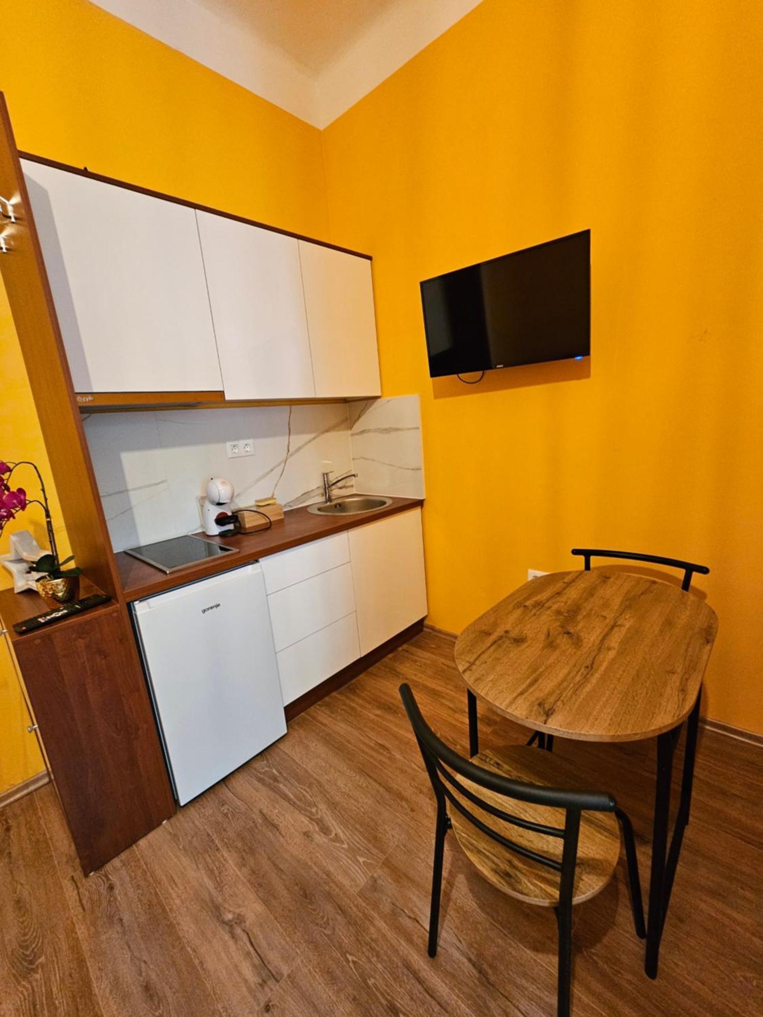 R&N Familiy Apartments Mostar Exteriör bild